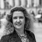 Diane Skoda, property hunter Paris 6