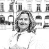 Sophie McCaffry, property hunter Paris Left Bank